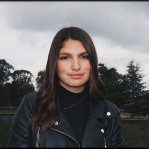 Meet your Posher, Jade